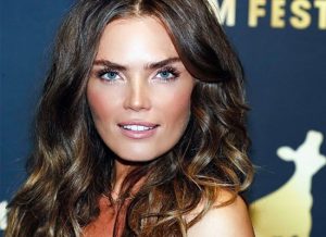 Kim Feenstra Ogé Exclusive